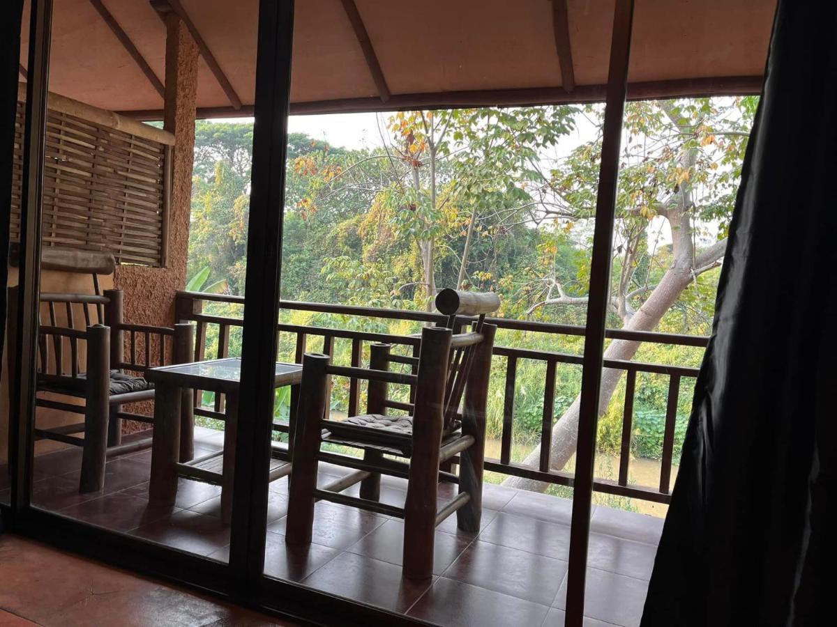 Akha River House Чианг Рай Екстериор снимка