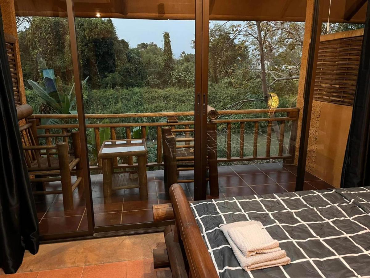 Akha River House Чианг Рай Екстериор снимка
