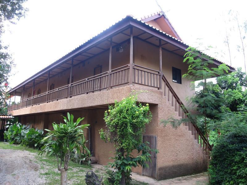 Akha River House Чианг Рай Екстериор снимка